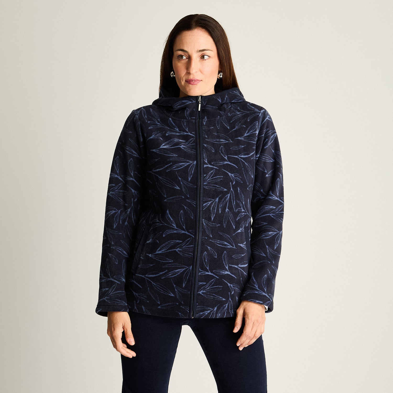 Polerón Polar Estampado, Con Detalles En Suede Azul